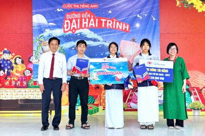 SÔI NỔI CUỘC THI TIẾNG ANH “ĐƯỜNG ĐẾN ĐẠI HẢI TRÌNH” TẠI TRƯỜNG THPT EA SÚP